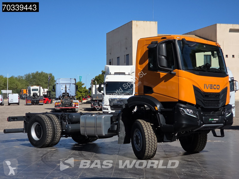 Lastbil Iveco 360 4X4 NEW 4x4 chassis Automatic...