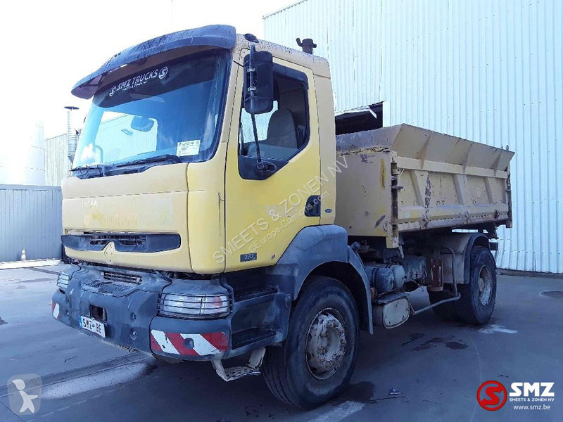 Renault 320 truck