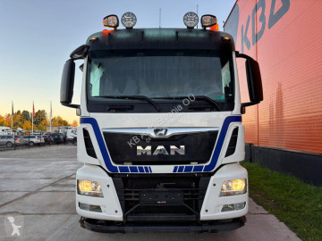 Camion benne MAN