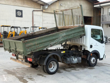 Utilitaire benne Renault