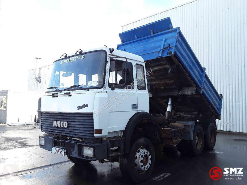 Iveco  truck