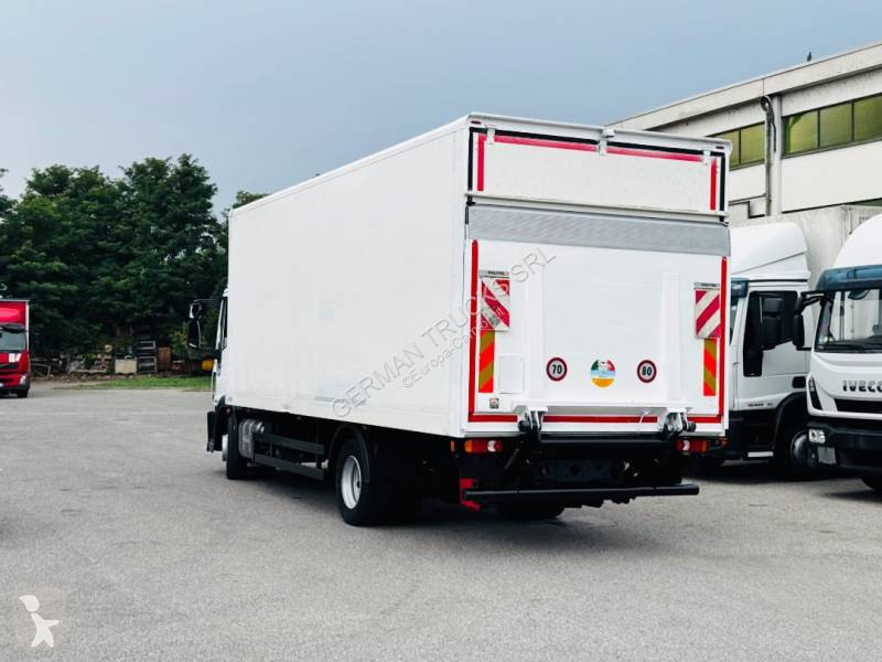 Iveco 120 E 25 truck