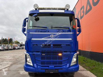 Camion benne Volvo