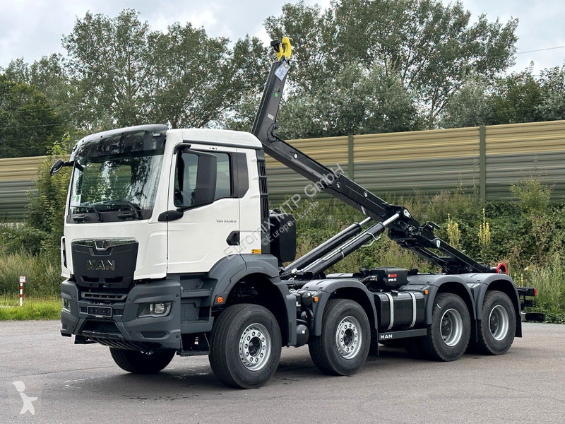 Kamion MAN 35.520 MAN  35.520 BB 8x4 EuromixMTP...