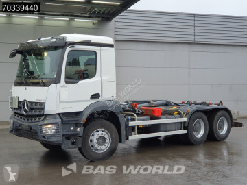Camion polybenne Mercedes