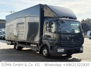 Camion fourgon Mercedes