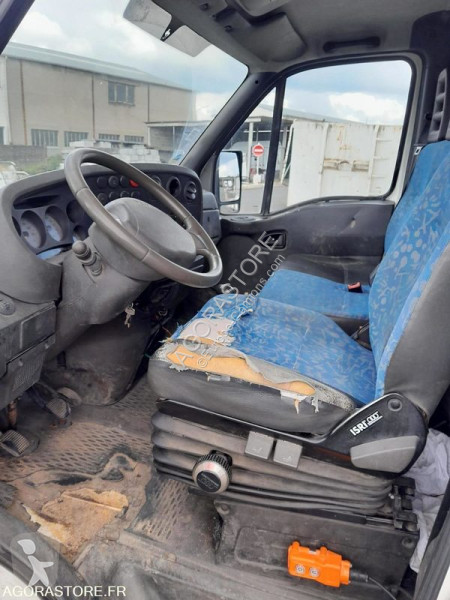 Iveco DAILY C35-11 truck