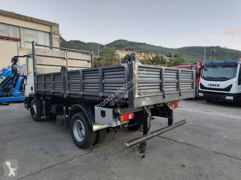 Iveco 100 E 18 truck
