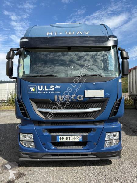 Iveco 460 truck