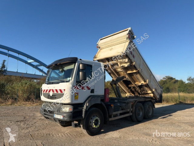 Renault 460DXI truck