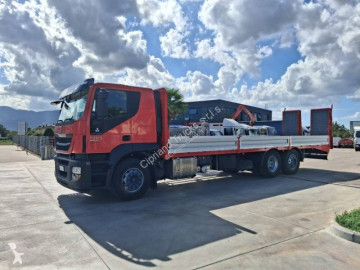 Camion porte engins Iveco