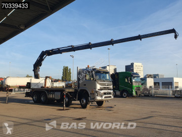 Camion grue Volvo