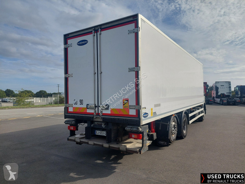 Kamion Renault D Wide