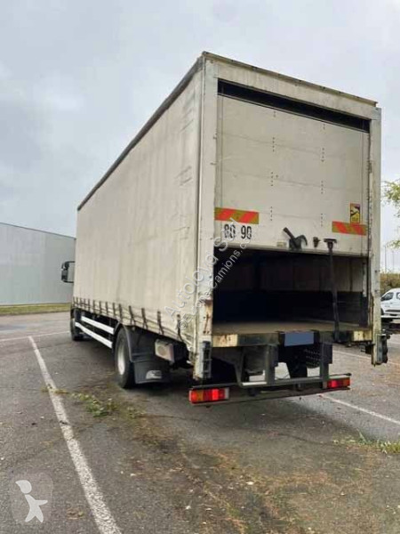 Iveco EUROCARGO 120E25 252 18 TONNES truck