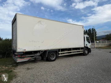 Renault mono temperature refrigerated truck