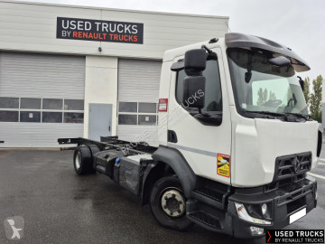 Renault chassis truck