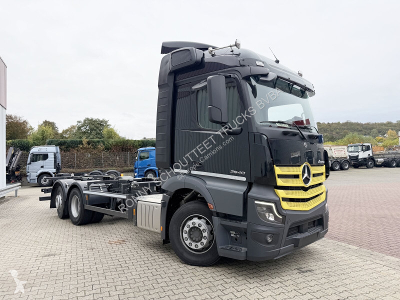 Kamion Mercedes Actros 2540 L 6x2/4 Actros 2540...