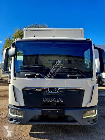 MAN TGL 8.190 truck