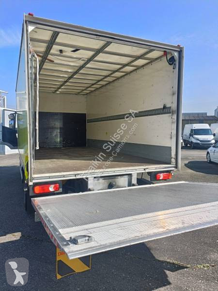 شاحنة Iveco 160 E 21