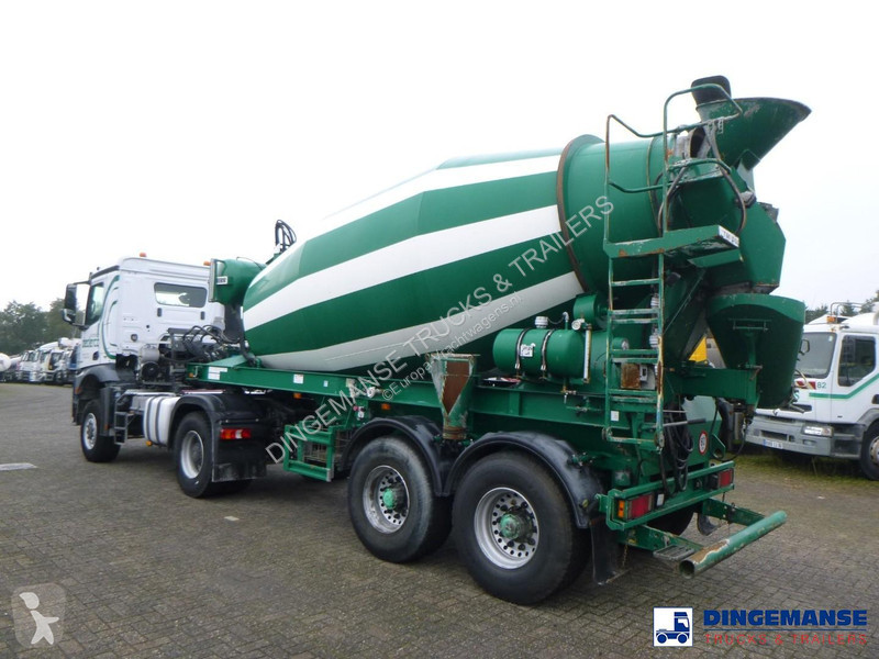 Kamion Mercedes 1943 4x4 Euro 6 + Liebherr...