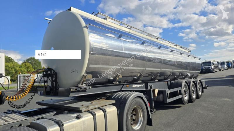 Edelstahltankauflieger (Nr. 6481) truck