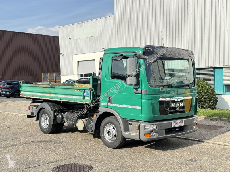 MAN 8.220 Dreiseitenkipper Meiller 2xAHK Klima...