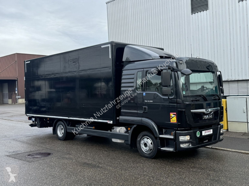 MAN 8.220 BL Koffer 6m Langes Haus LBW 1,5t truck