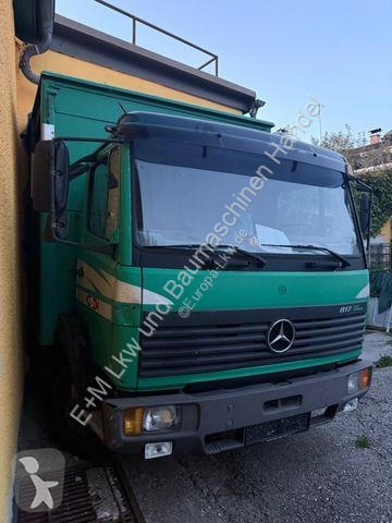 817L D VIEHLKW FÜR 7 KÜHE truck