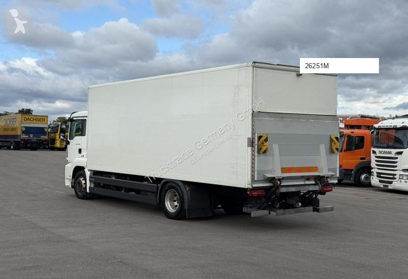 MAN TGS 18.400 4x2 Koffer AHK truck