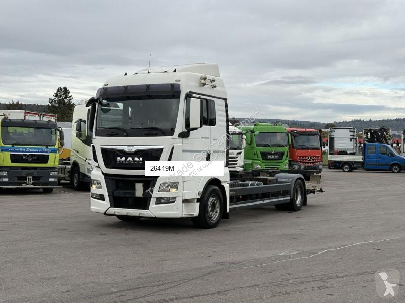 MAN TGX 18.400 4x2 BDF/HB truck