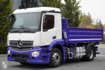 Mercedes Actros 1835 truck