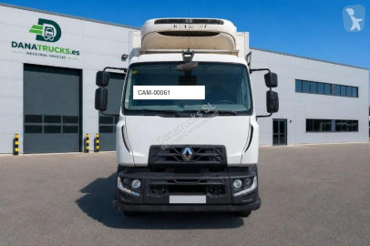 Renault refrigerated truck