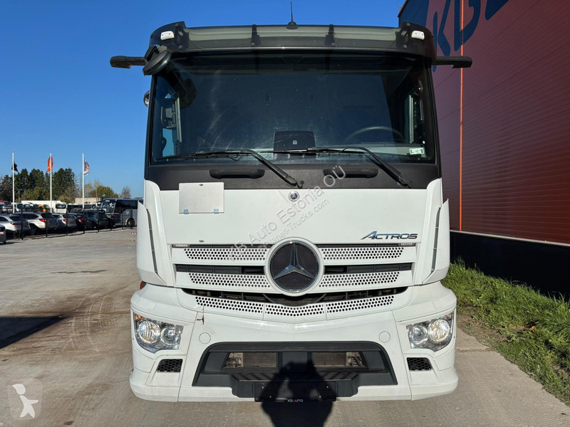 Lastbil Mercedes 2846 6x2*4 BOX L=8533 mm