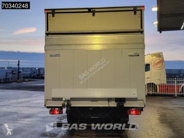 Mitsubishi box truck