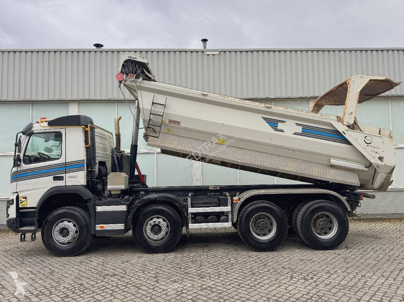 Kamion Volvo 460 2020