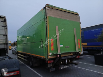 MAN TGL 12.250 truck