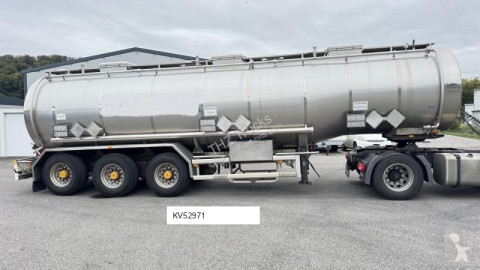 Burg chemical tanker truck