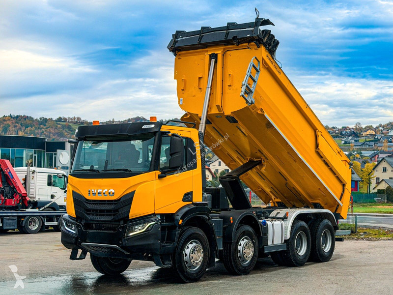 Kamion Iveco 480* KIPPER * 8x4 * TOPZUSTAND