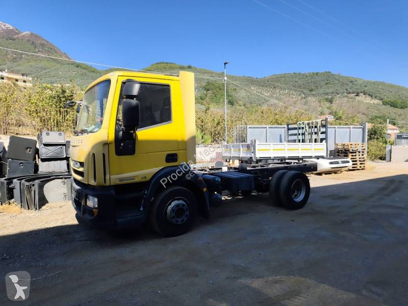 Kamion Iveco 120 E 28