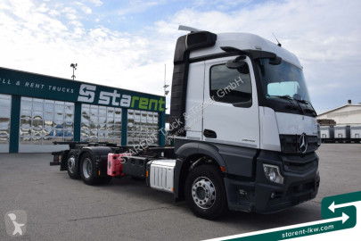 Mercedes chassis truck