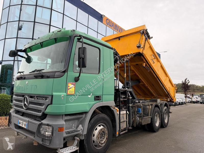 Kamion Mercedes 3336