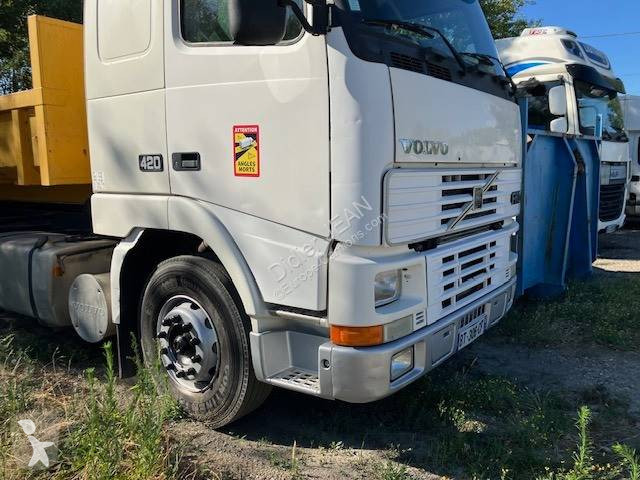 Kamion Volvo 420