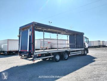 Renault T-Series 380 6x2 truck