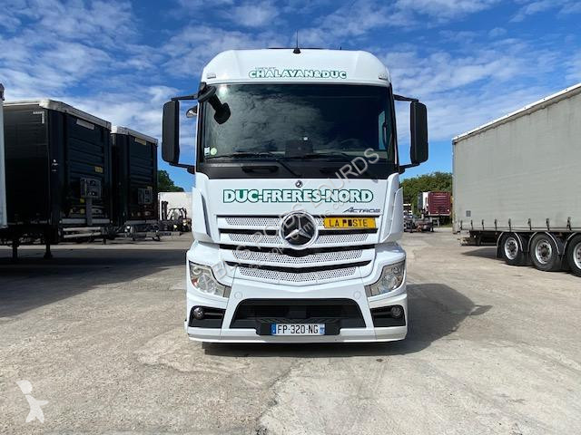 Mercedes 1845 truck