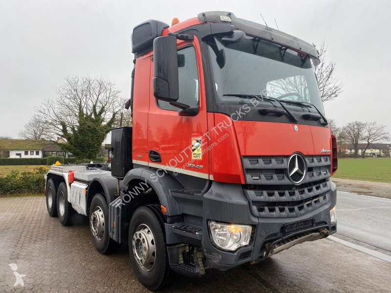 Kamion Mercedes 3243 K