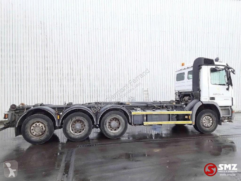 Kamion Mercedes 3241