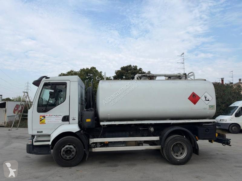 Vrachtwagen Renault 220