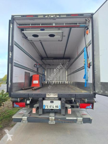Iveco mono temperature refrigerated truck