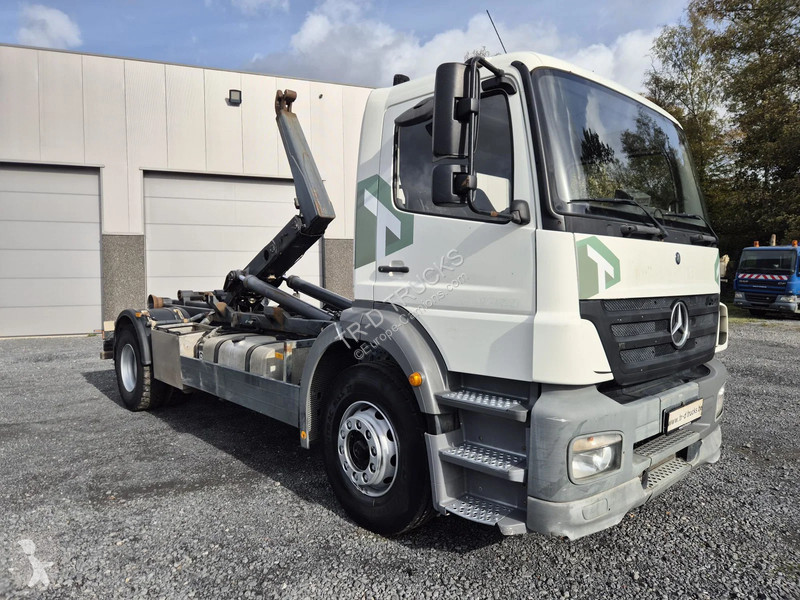 Teherautó Mercedes 1823 MEILLER 14 TON HOOK...