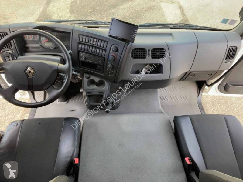 Vrachtwagen Renault 12.210